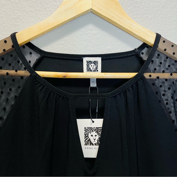 Anne Klein Women’s Size 1X Black Blouse with Sheer Polka Dot Sleeves Tops - Picture 4 of 9